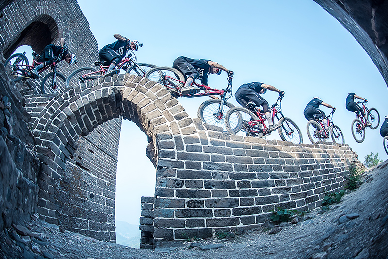 David Cachón en la Gran Muralla China
