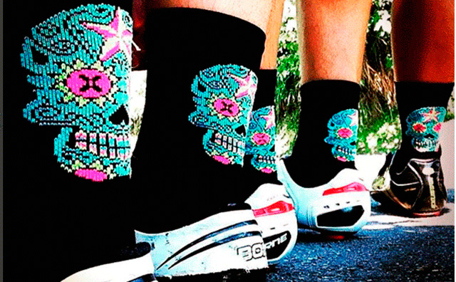 Defeet llena de color las de España | Bikezona.com